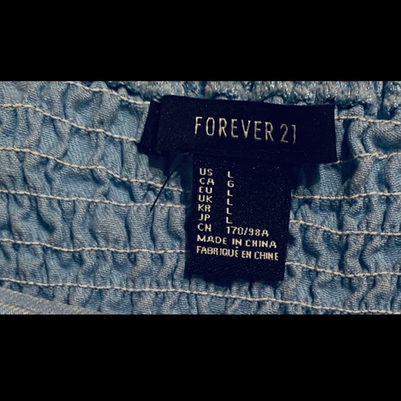 Forever 21 - Large Denim crop top 💙✨ - Picture 2 of 6